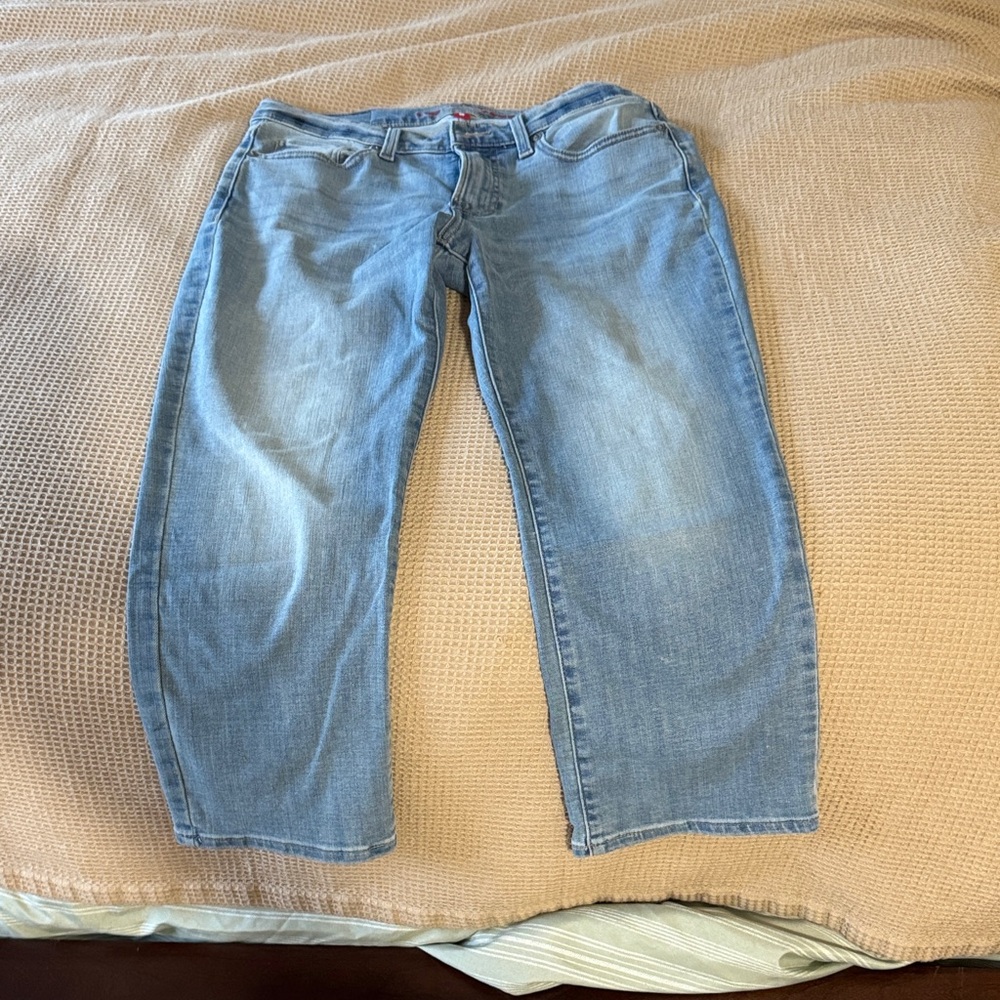 Lucky Brand Light Blue Relaxed Jeans
